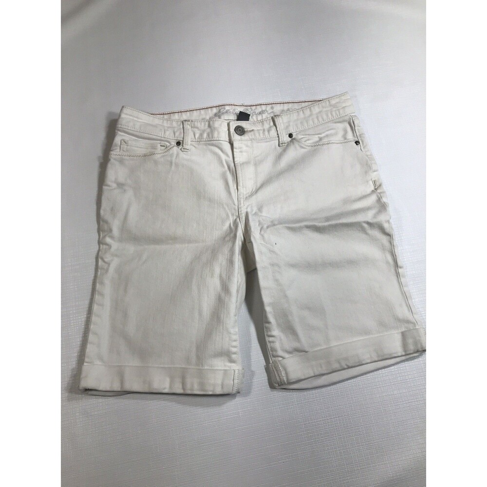 Eddie Bauer Shorts Womens Size 6 Slightly Curvy White Bermuda Casual Roll Cuff